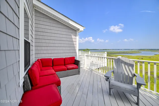 $2,150 | 211-1 Gysgt D W Boatman Drive, North Topsail Beach, NC 28460