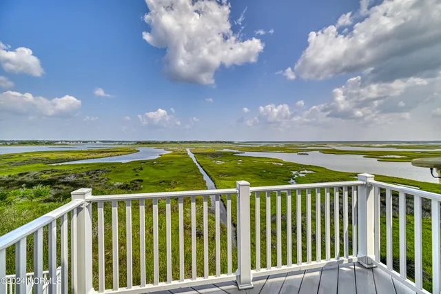 $2,150 | 211-1 Gysgt D W Boatman Drive, North Topsail Beach, NC 28460