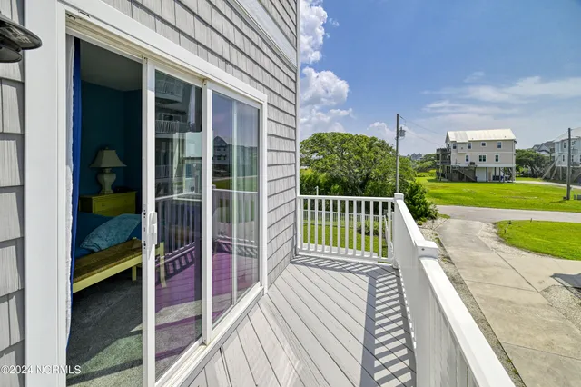 $2,150 | 211-1 Gysgt D W Boatman Drive, North Topsail Beach, NC 28460