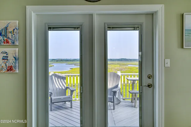 $2,150 | 211-1 Gysgt D W Boatman Drive, North Topsail Beach, NC 28460
