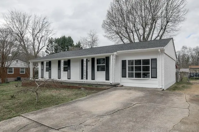 $325,000 | 2620 Walnut Road, Gainesville, GA 30506