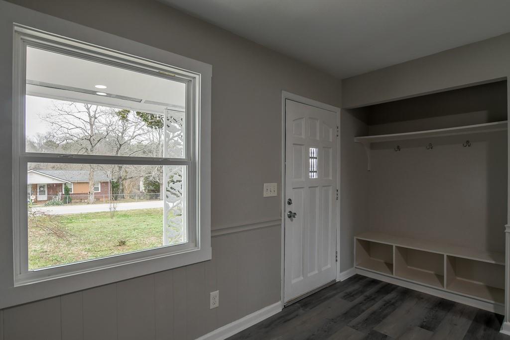 2620 Walnut Road Gainesville, GA 30506 - Photo 7 of 29