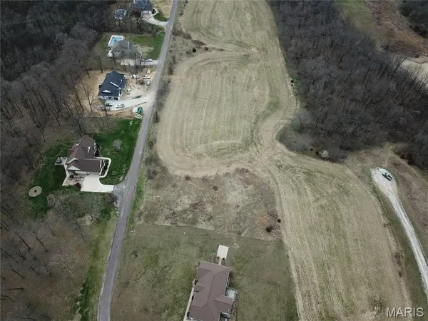 $52,000 | 33 Lela Lane, Hannibal, MO 63401