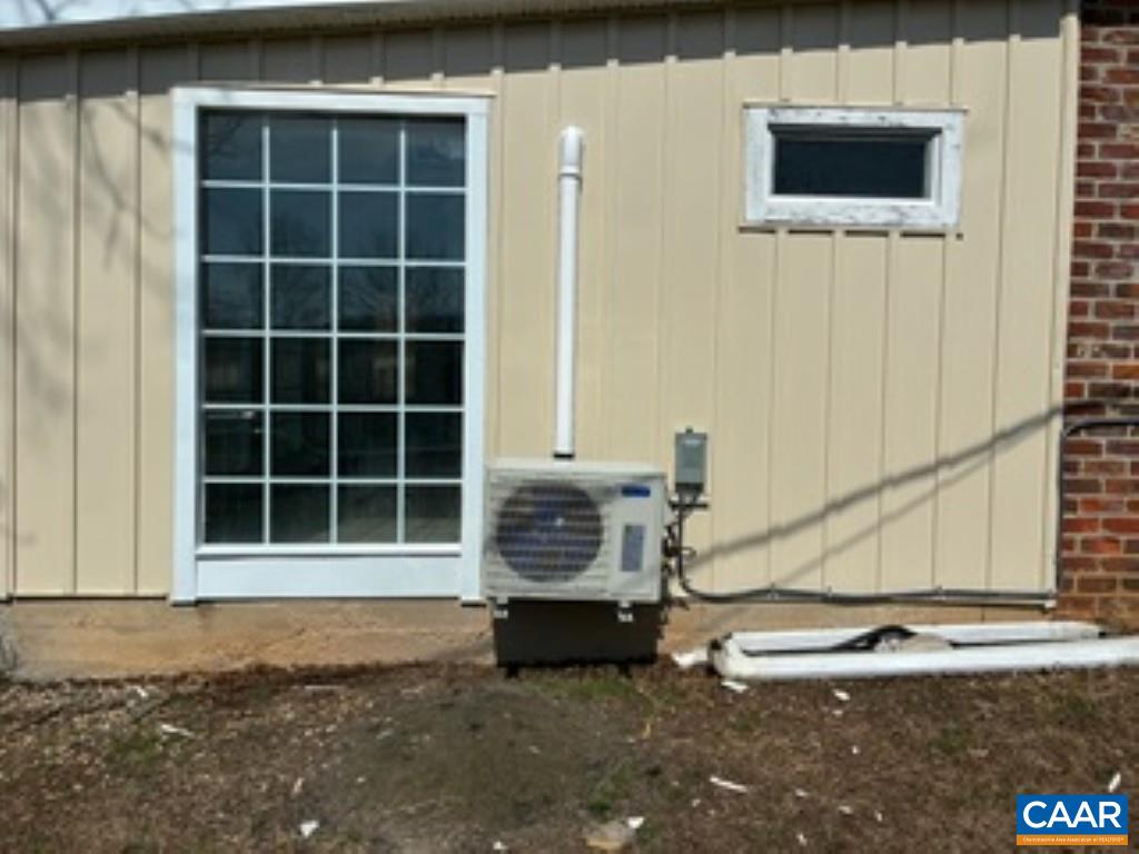 8714 Norwood Road Norwood, VA 24581 - Photo 3 of 10