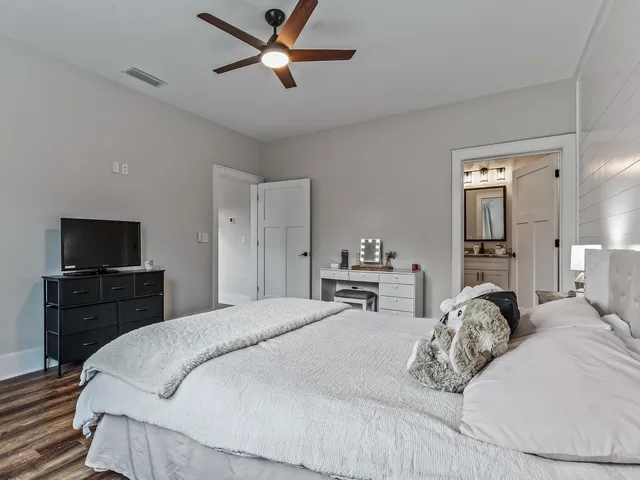 $1,149,900 | 3927 Coastal Highway, Crawfordville, FL 32327