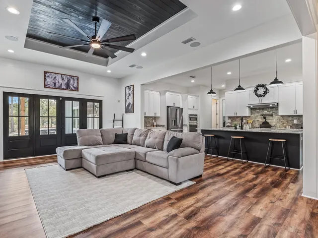 $1,149,900 | 3927 Coastal Highway, Crawfordville, FL 32327