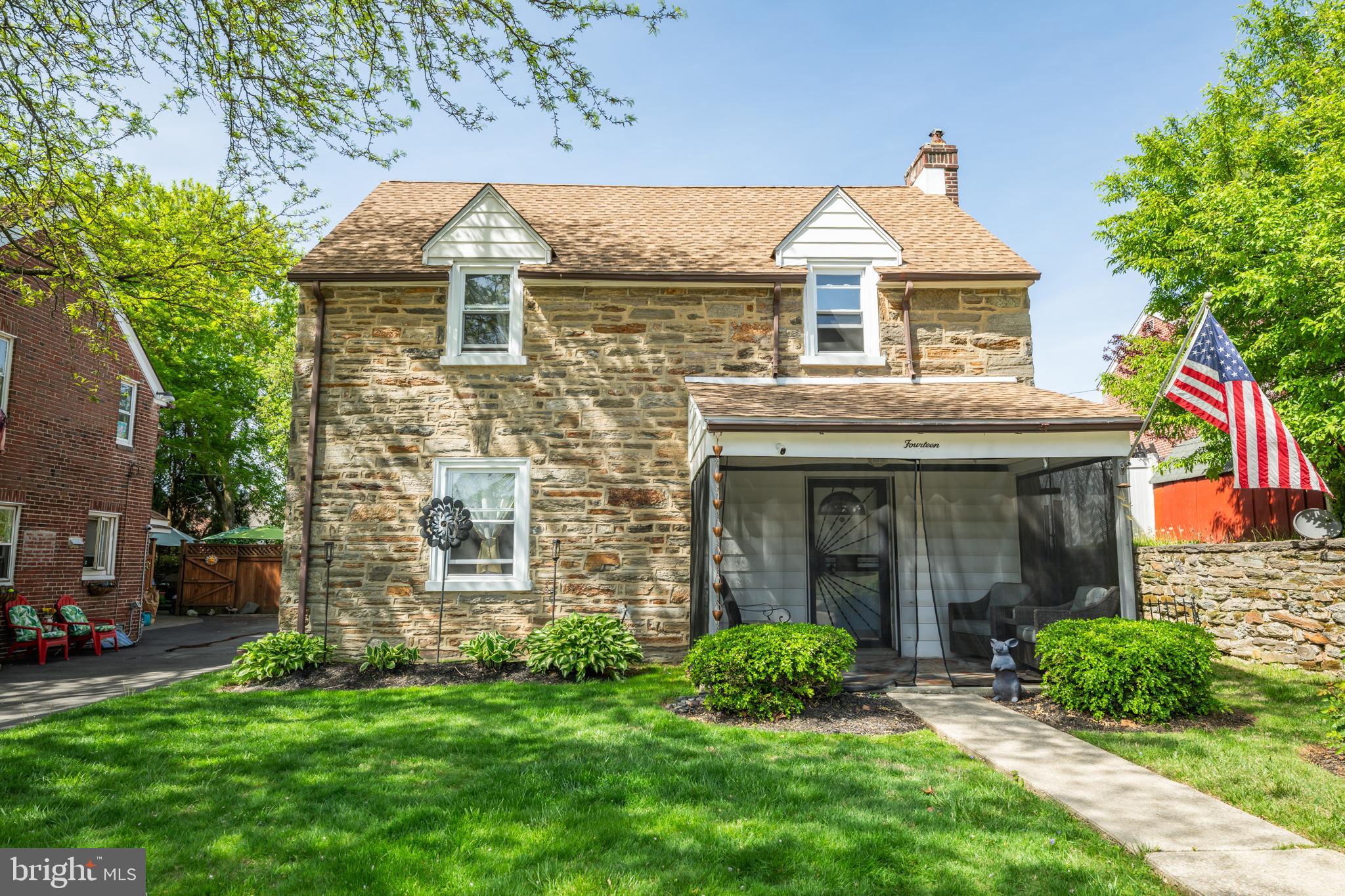 14 Summit Avenue Wyncote, PA 19095 - Photo 35 of 36 a front view of a house with garden