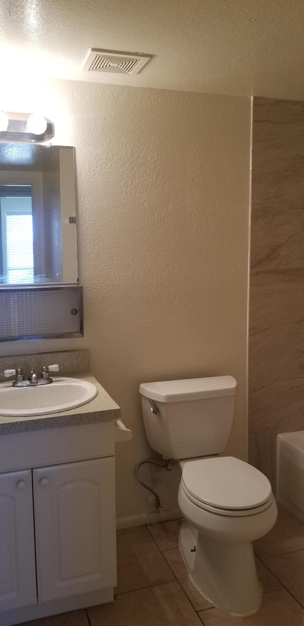 7749 West Osborn Road Phoenix, AZ 85033 - Photo 15 of 21 Bathroom