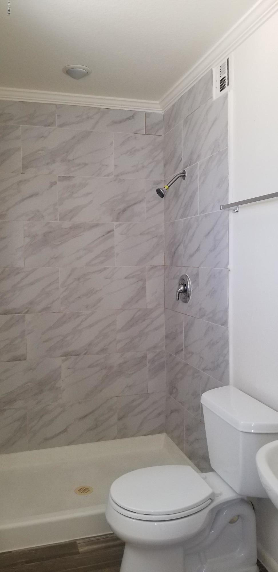 7749 West Osborn Road Phoenix, AZ 85033 - Photo 18 of 21 Bathroom
