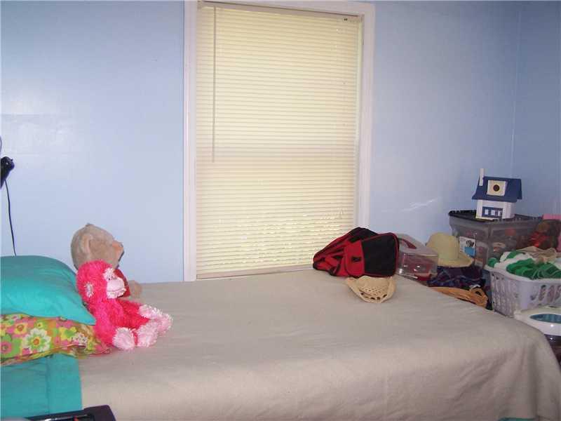 191 Webber Brook Road Oxford, ME 04270 - Photo 10 of 21 Bedroom.