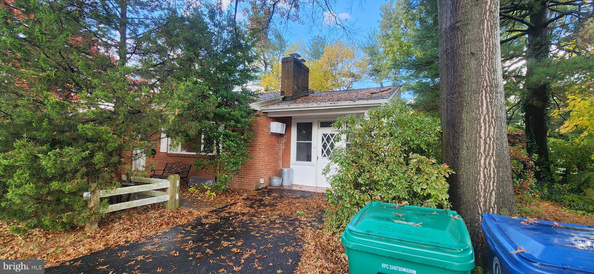 4846 Londonderry Road Harrisburg, PA 17109 - Photo 12 of 51 a table and chairs in the garden