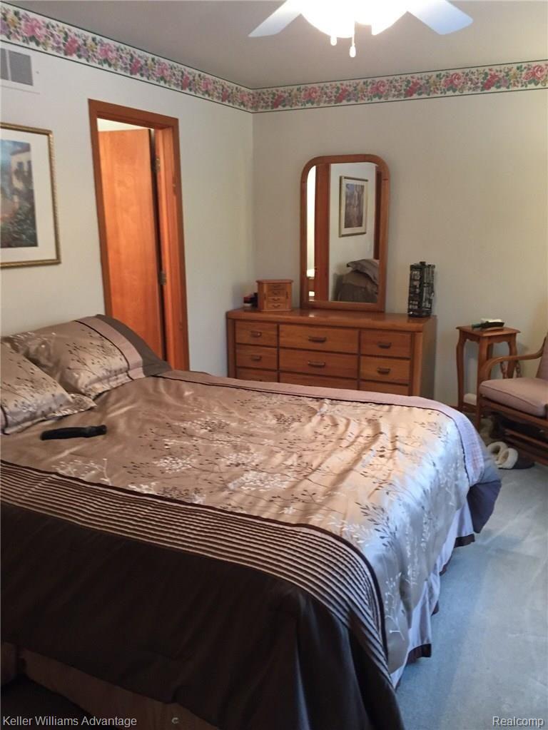 440 North Willard Road Canton, MI 48187 - Photo 22 of 25 IMG_0068.JPG