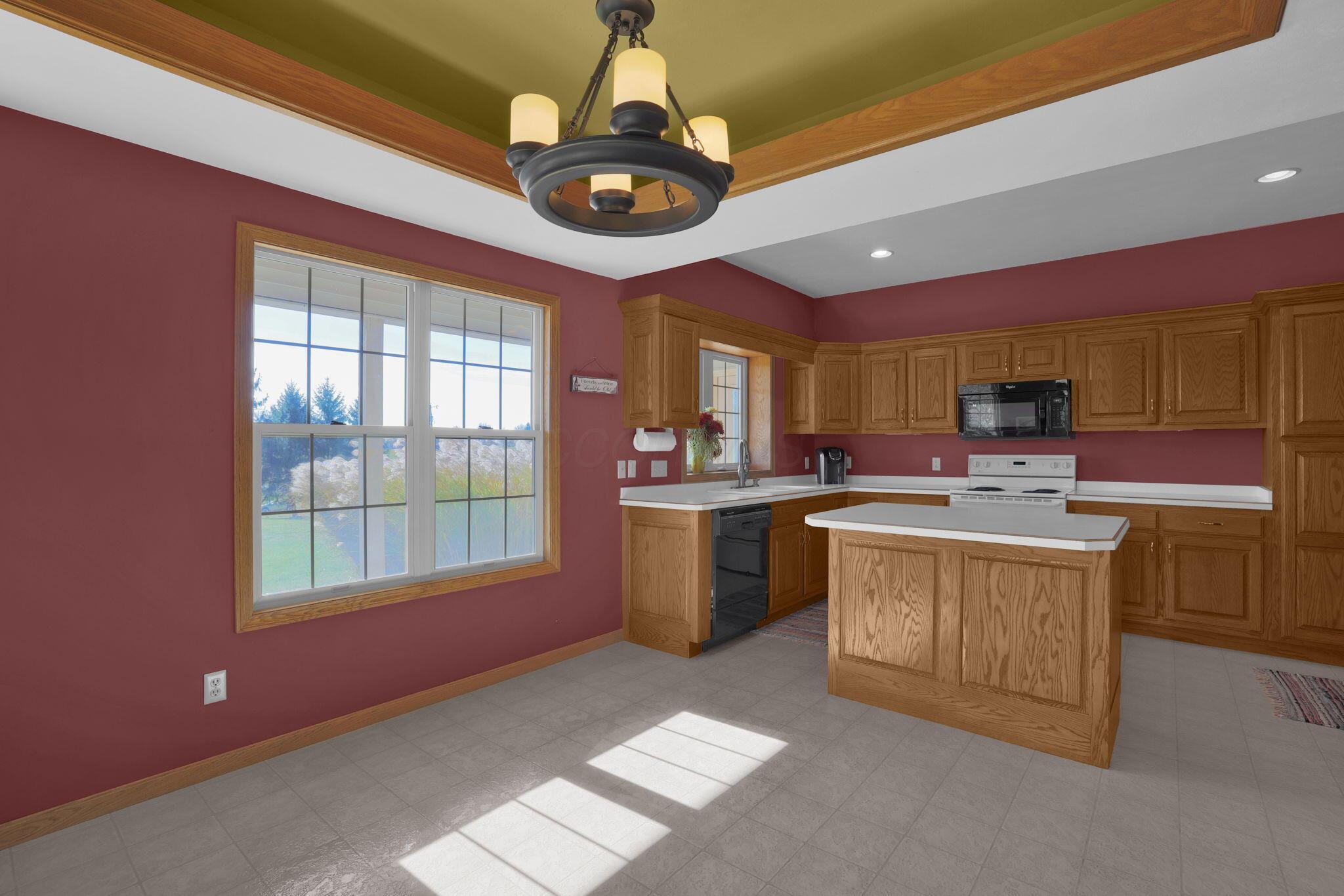 3079 Fox Road Mansfield, OH 44904 - Photo 8 of 35 11-web-or-mls-3079-fox-rd