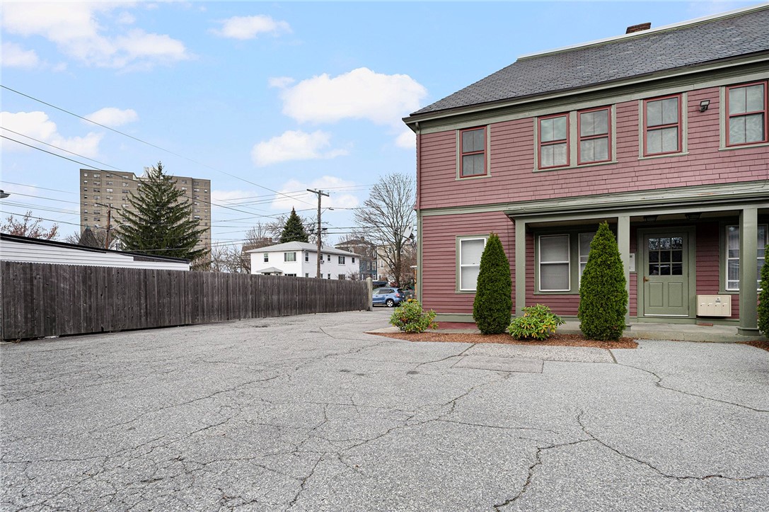 146 Grove Street, Unit 2L Providence, RI 02909 - Photo 2 of 15