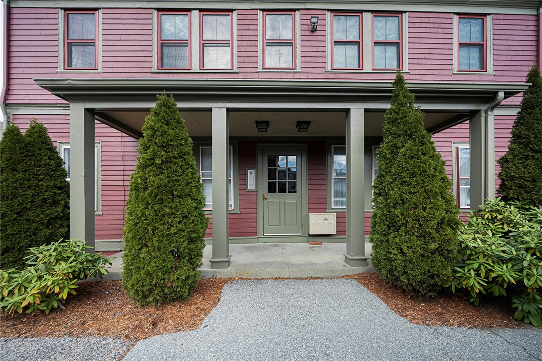 146 Grove Street, Unit 2L Providence, RI 02909 - Photo 3 of 15