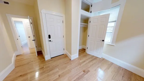 $5,350 | 50 Lowell Street, Unit 2, Somerville, MA 02143