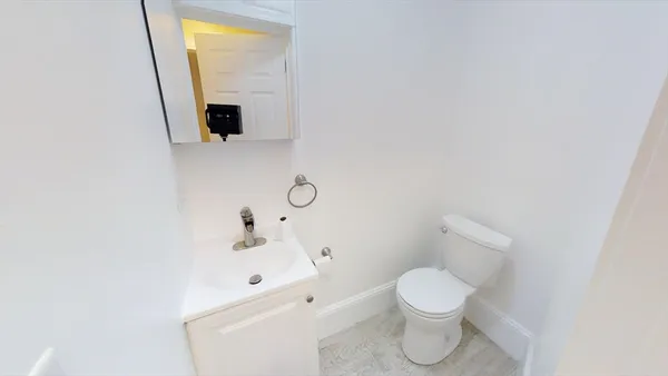 $5,350 | 50 Lowell Street, Unit 2, Somerville, MA 02143