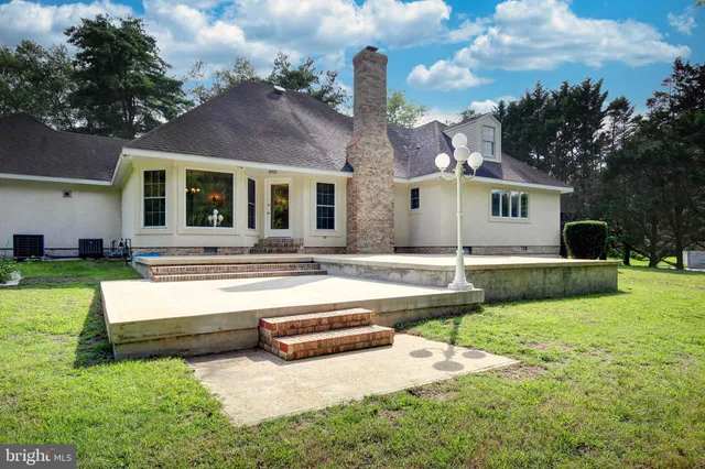 $545,000 | 913 South Schumaker Drive, Salisbury, MD 21804