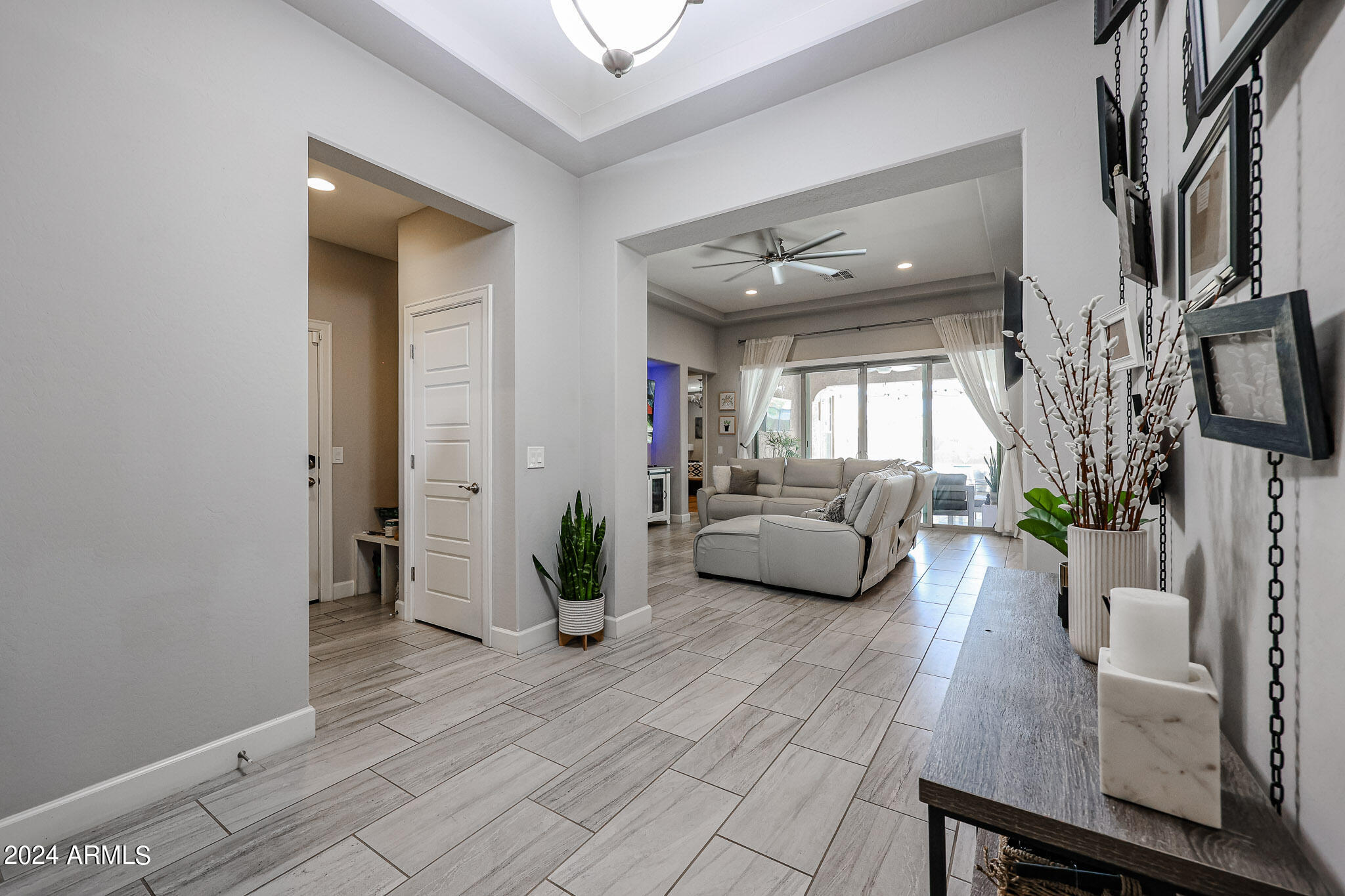 18261 West Tecoma Road Goodyear, AZ 85338 - Photo 5 of 47 Entryway