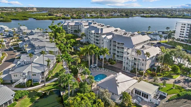 $1,750,000 | 1260 Dolphin Bay Way, Unit 401, Sarasota, FL 34242