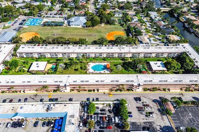 $2,100 | 4502 North Federal Highway, Unit 123C, Lighthouse Point, FL 33064