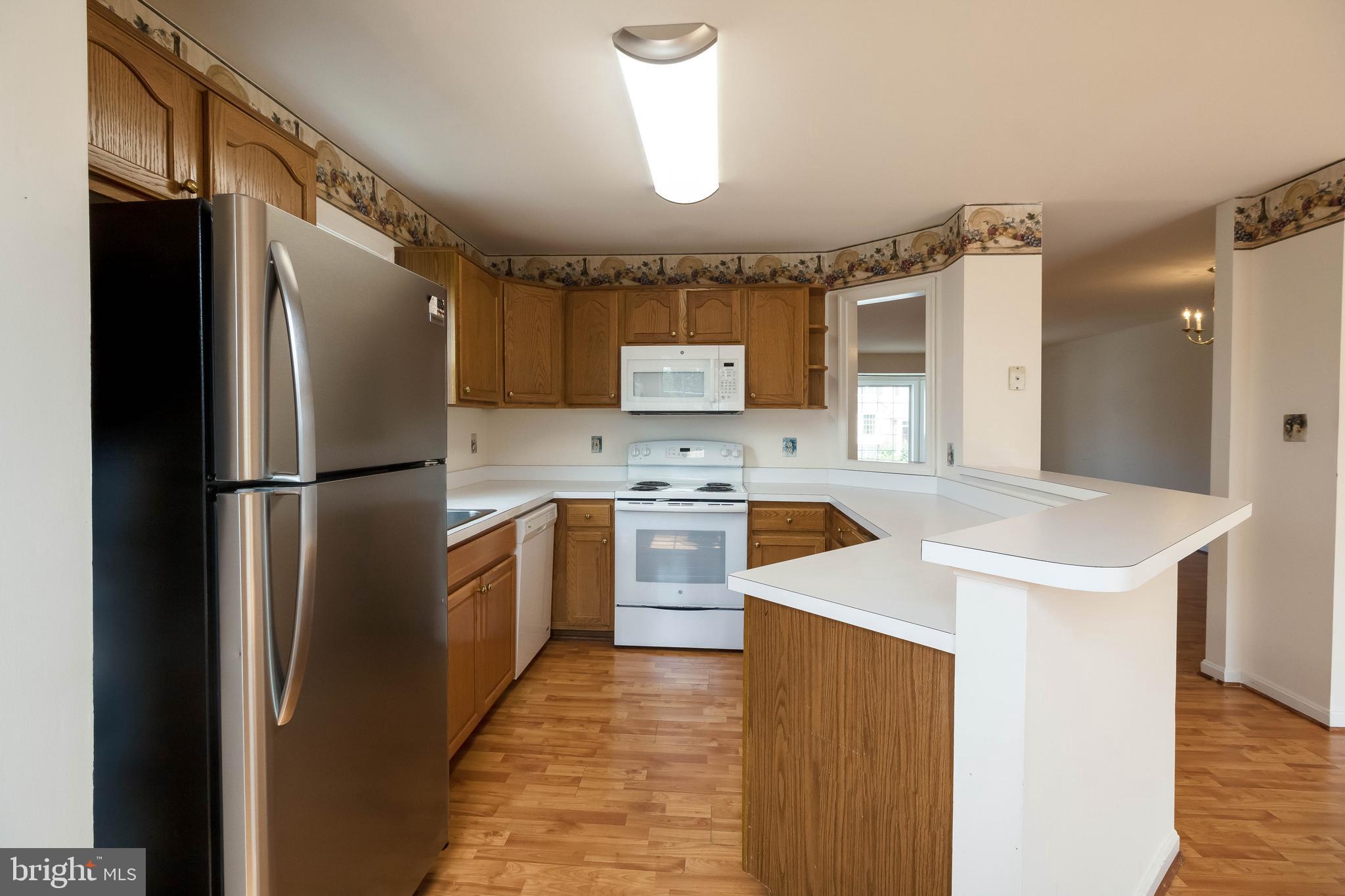 8441 Tackhouse Loop Gainesville, VA 20155 - Photo 11 of 47 Kitchen