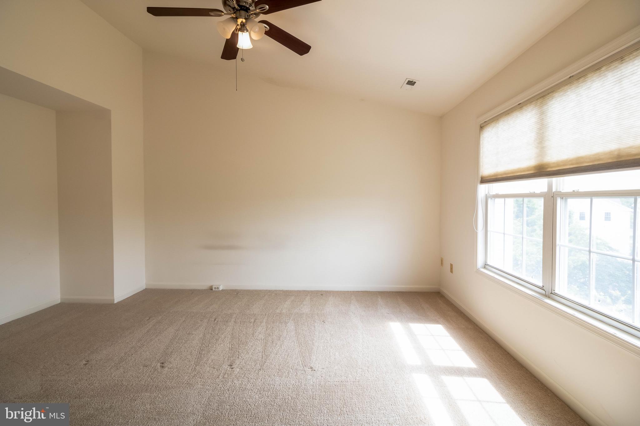8441 Tackhouse Loop Gainesville, VA 20155 - Photo 16 of 47 Master bedroom