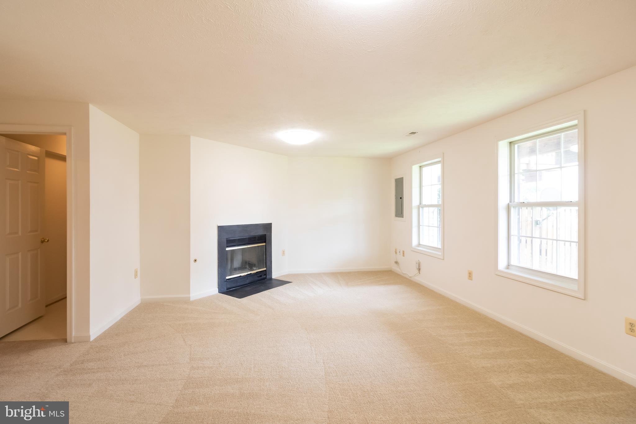 8441 Tackhouse Loop Gainesville, VA 20155 - Photo 33 of 47 Recreation room