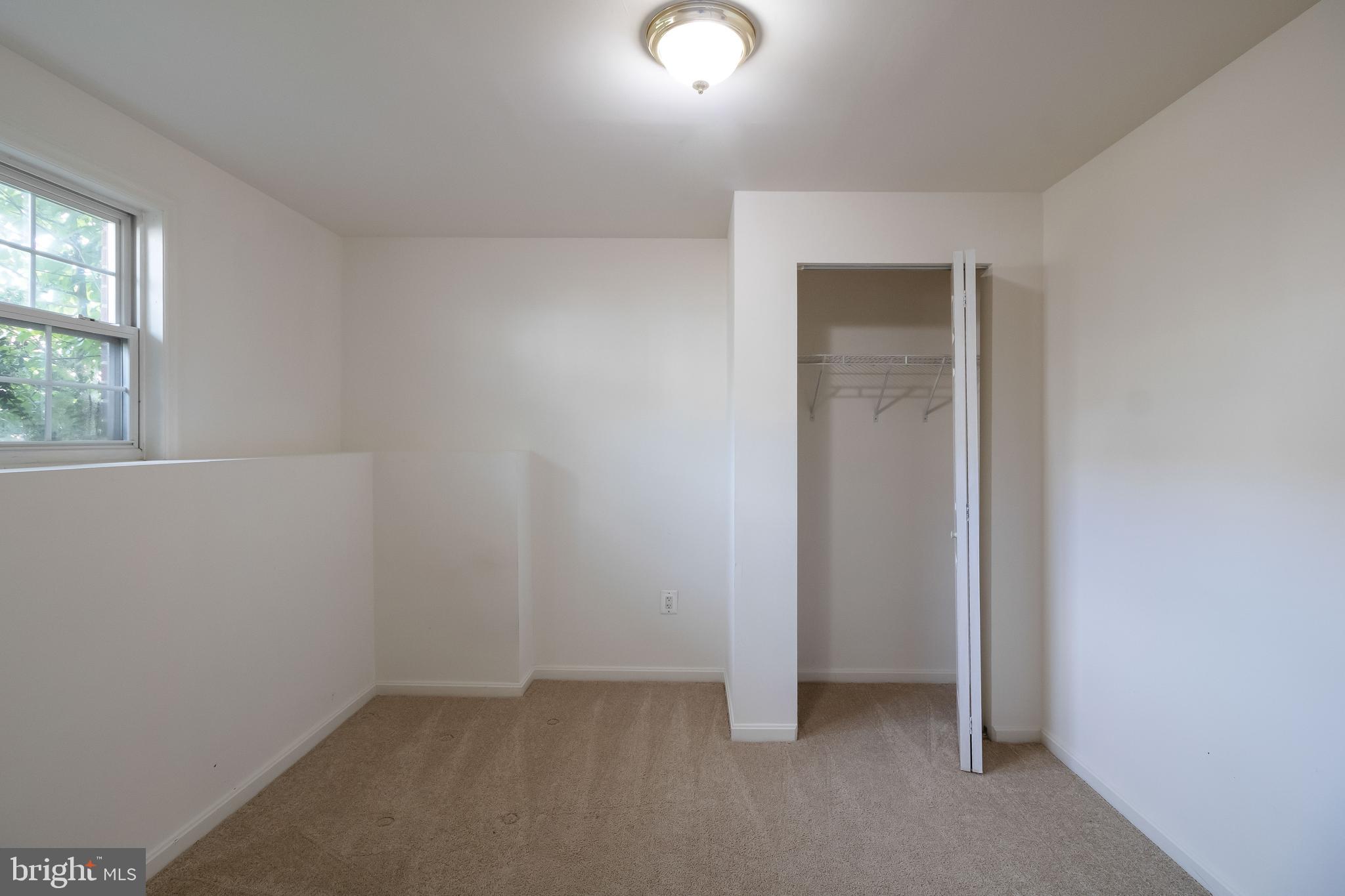 8441 Tackhouse Loop Gainesville, VA 20155 - Photo 36 of 47 Forth bedroom - lower level