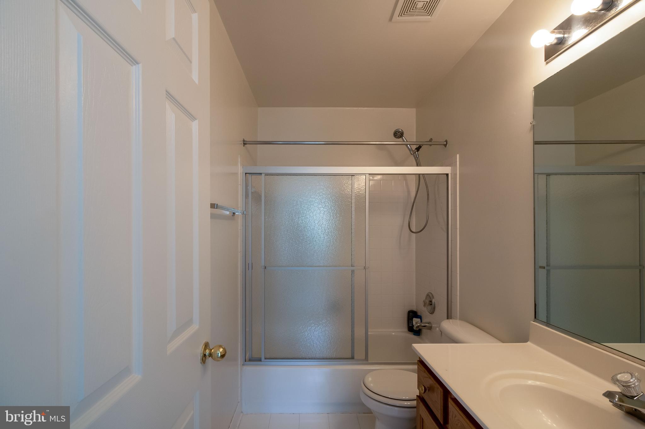 8441 Tackhouse Loop Gainesville, VA 20155 - Photo 37 of 47 Bathroom - lower level