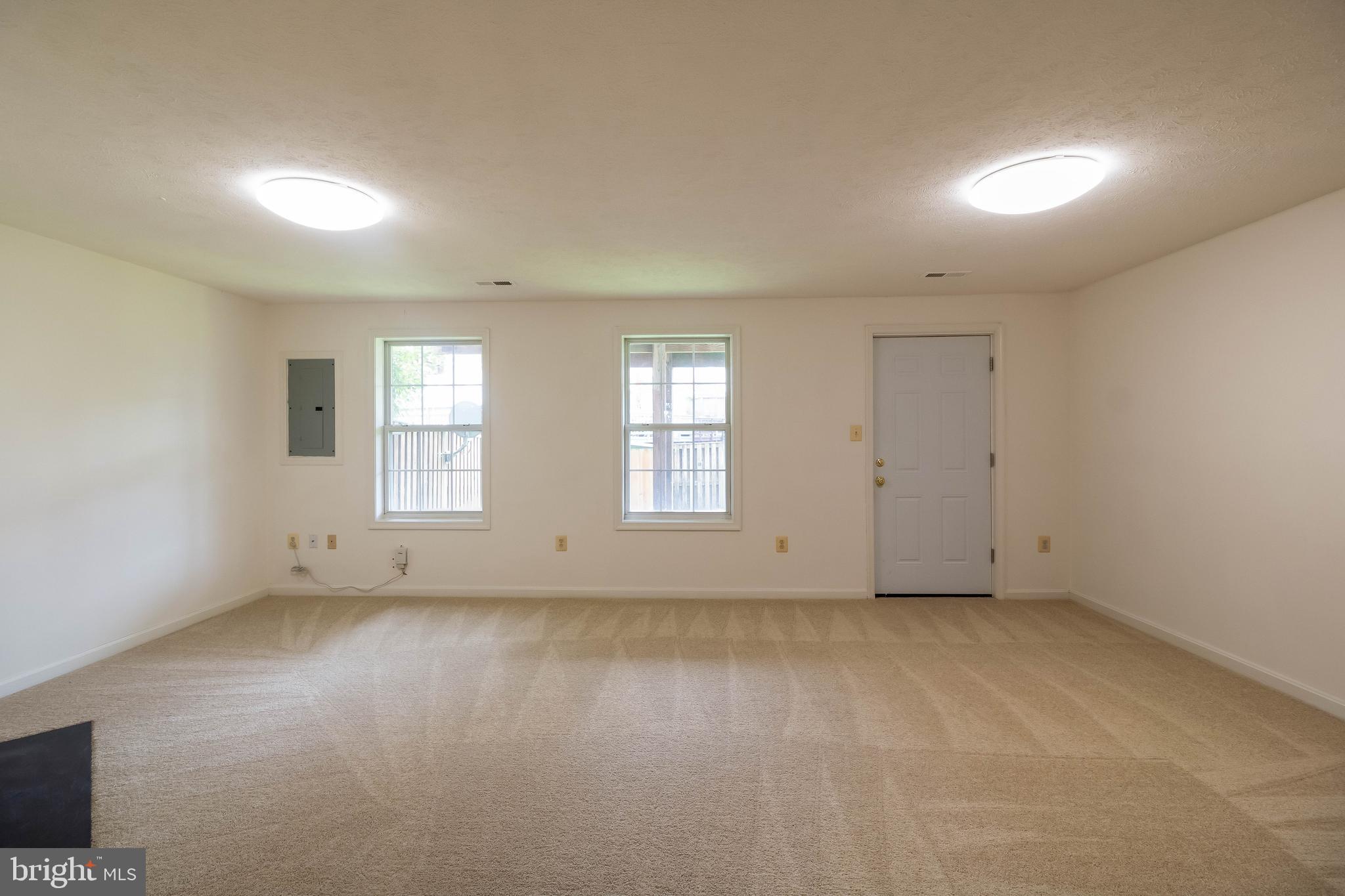 8441 Tackhouse Loop Gainesville, VA 20155 - Photo 41 of 47 Recreation room
