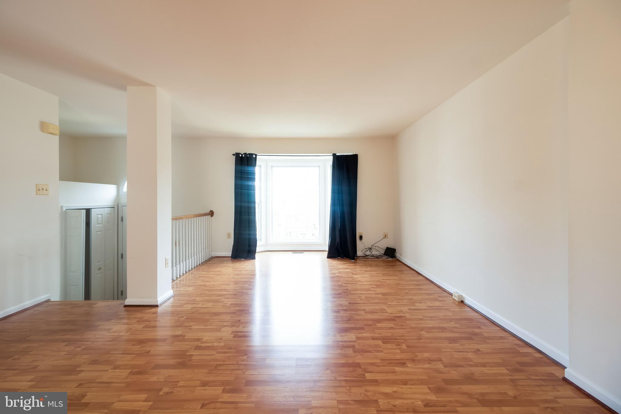 8441 Tackhouse Loop Gainesville, VA 20155 - Photo 7 of 47 Dining & Living room