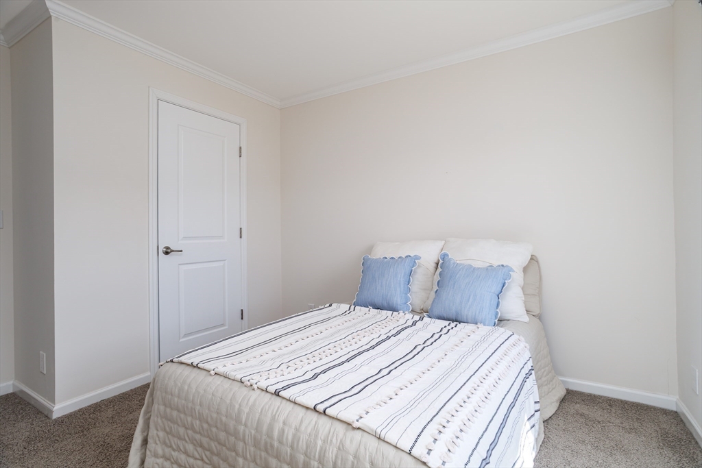 32 Onyx Path Gardner, MA 01440 - Photo 18 of 30