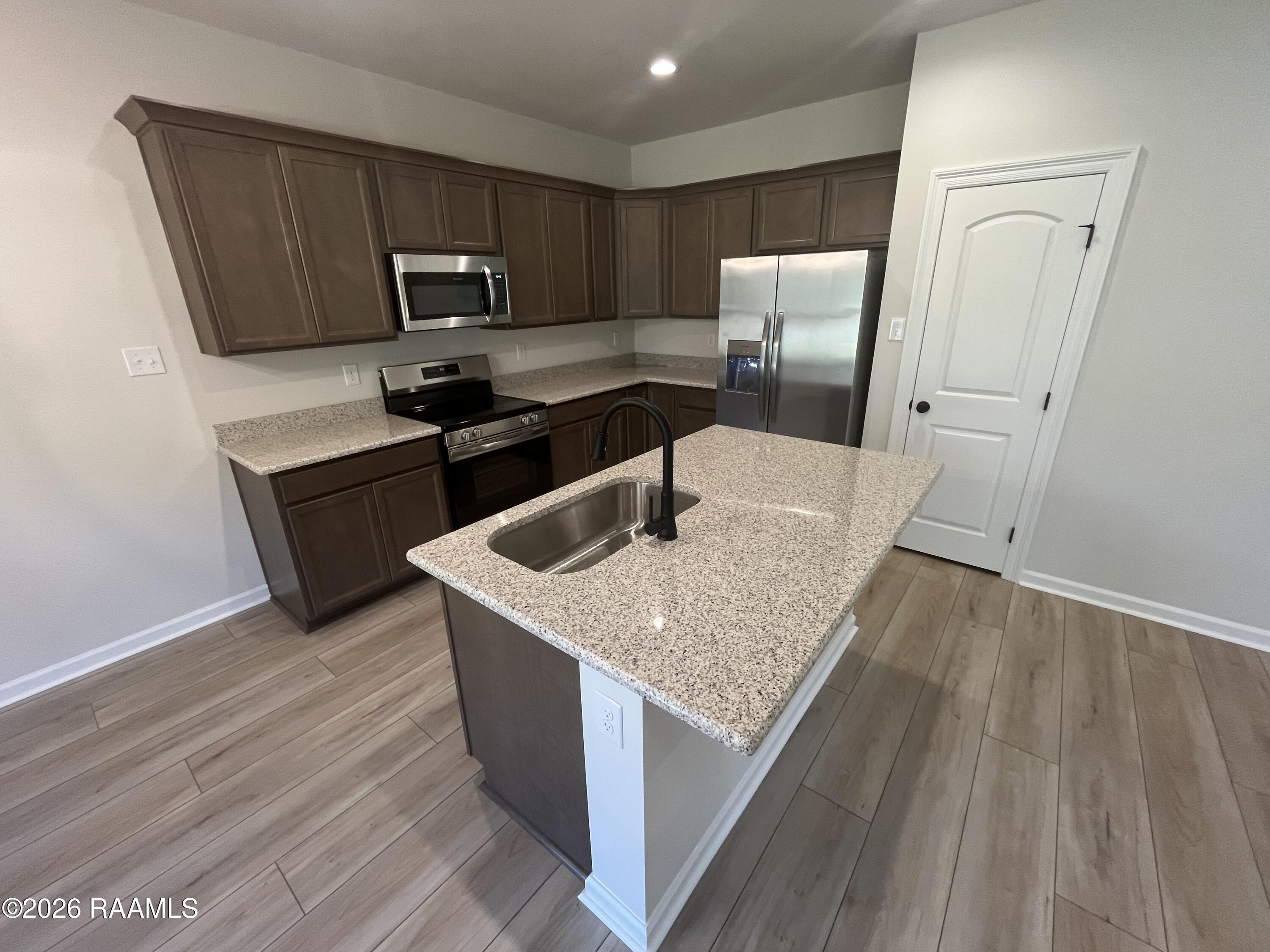 202 Rushfield Duson, LA 70529 - Photo 3 of 7 KITCHEN