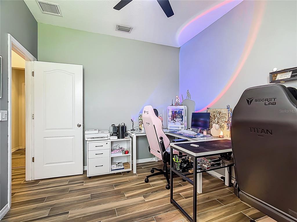 4458 Creekside Drive Mulberry, FL 33860 - Photo 19 of 33 Gallery Image 19