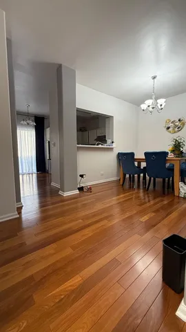 $360,000 | 3389 Ravinia Circle, Aurora, IL 60504