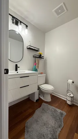 $360,000 | 3389 Ravinia Circle, Aurora, IL 60504