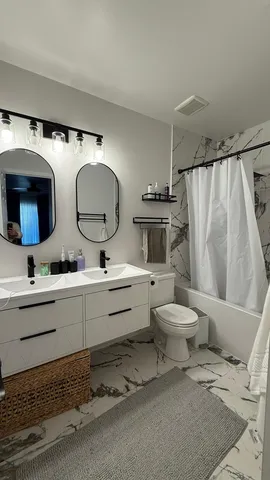 $360,000 | 3389 Ravinia Circle, Aurora, IL 60504