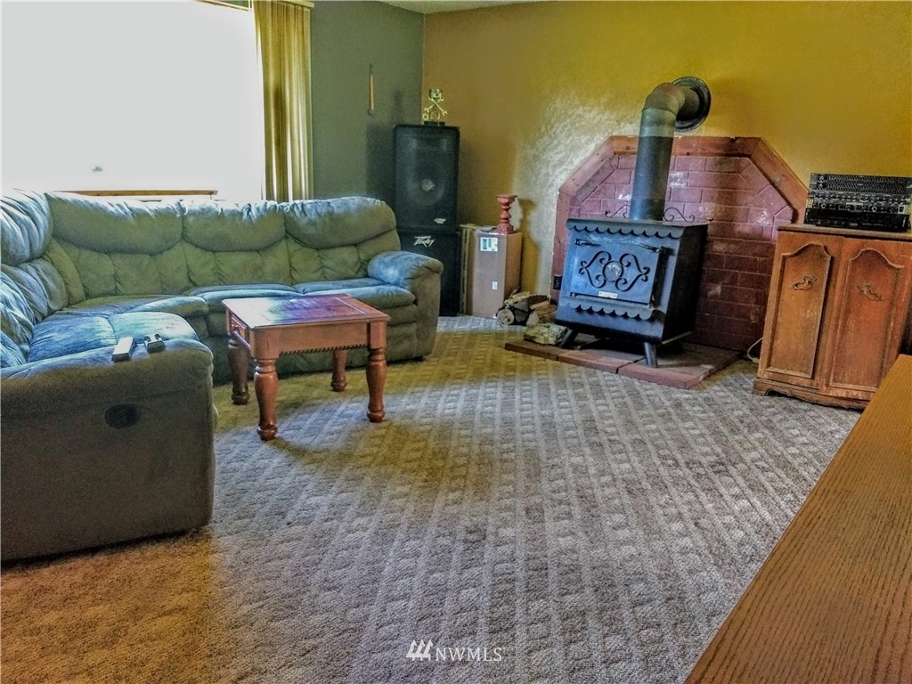 130 Dodge Road Morton, WA 98356 - Photo 12 of 25 Gallery Image 12