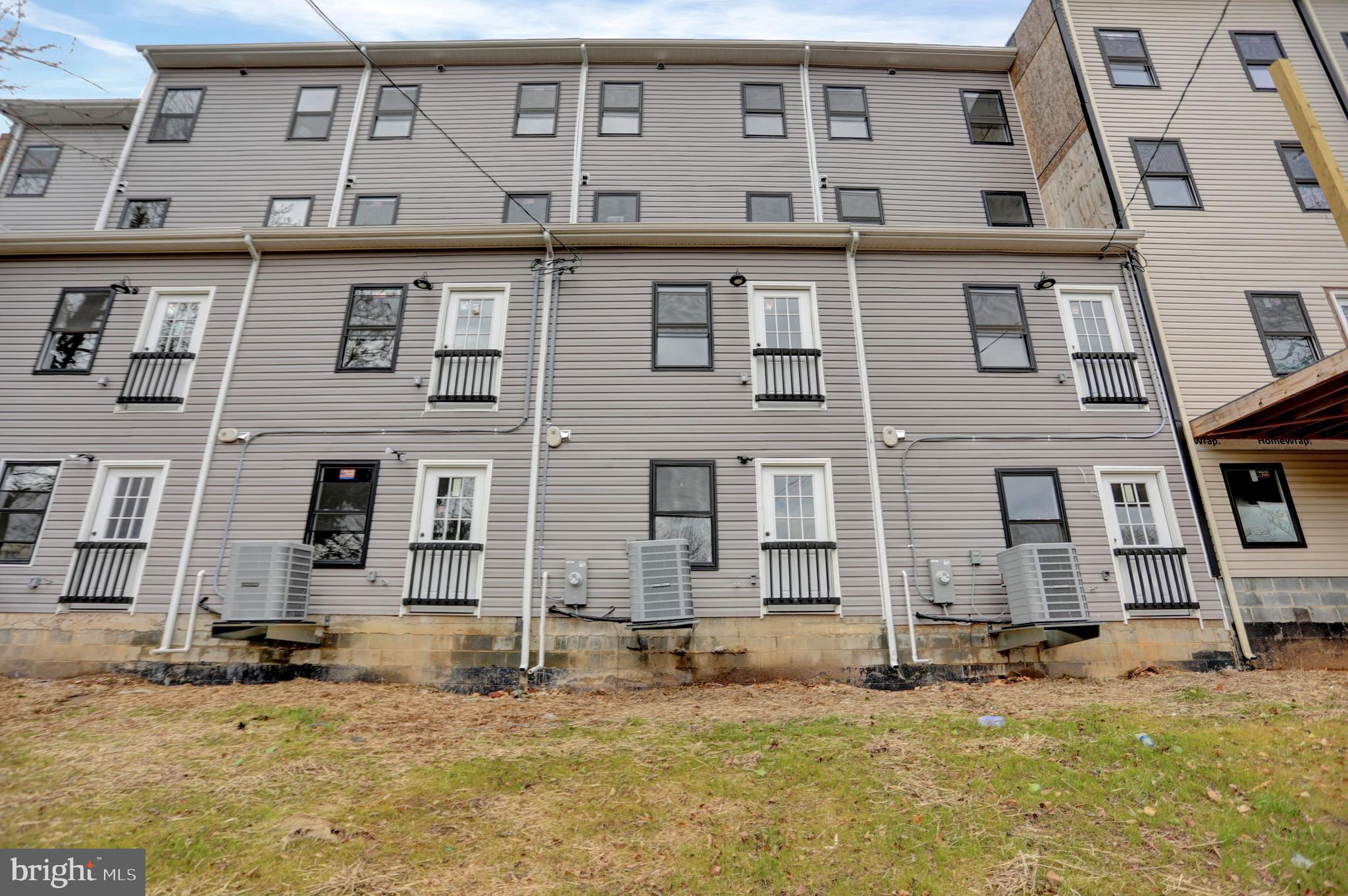 3913 Roland Avenue Baltimore, MD 21211 - Photo 17 of 33 Gallery Image 17