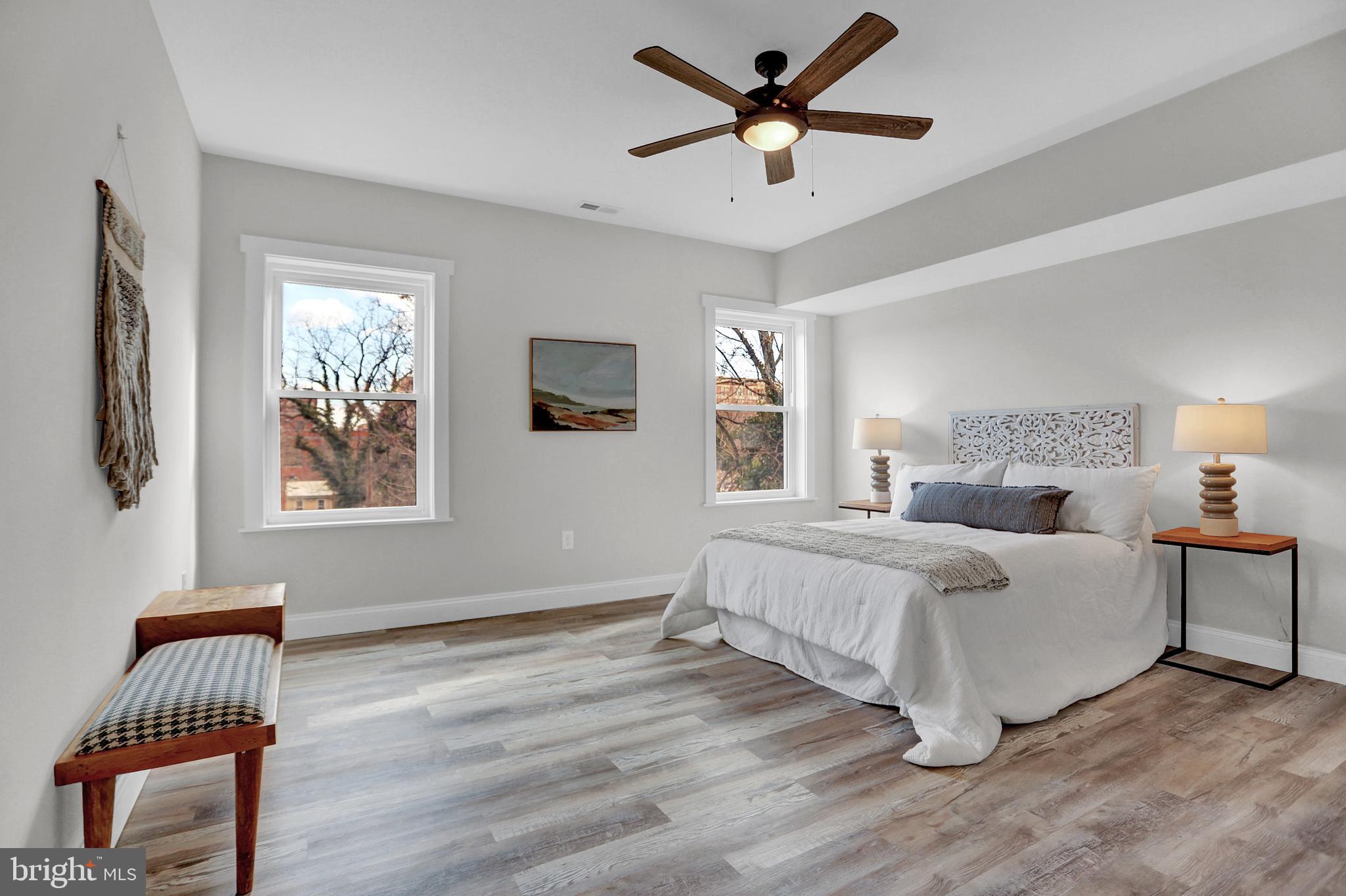 3913 Roland Avenue Baltimore, MD 21211 - Photo 3 of 33 Gallery Image 3