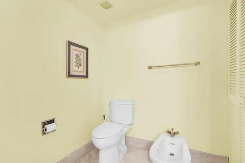 $1,050,000 | 120 Southeast 5th Avenue, Unit 331, Boca Raton, FL 33432