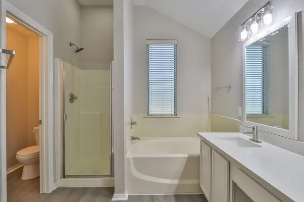 $252,000 | 834 Chase View Drive, Bacliff, TX 77518