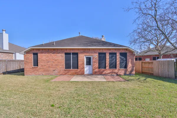 $252,000 | 834 Chase View Drive, Bacliff, TX 77518
