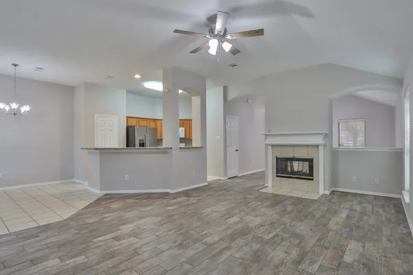 $252,000 | 834 Chase View Drive, Bacliff, TX 77518