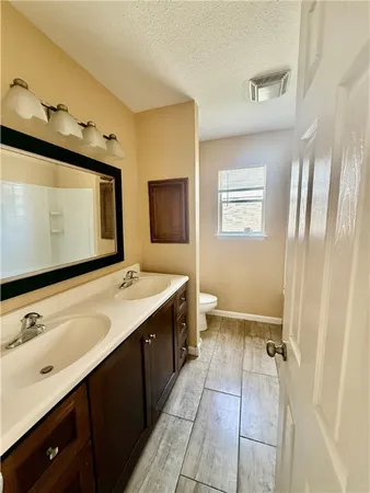 $1,650 | 2101 Meadowlight Parkway, Corpus Christi, TX 78414
