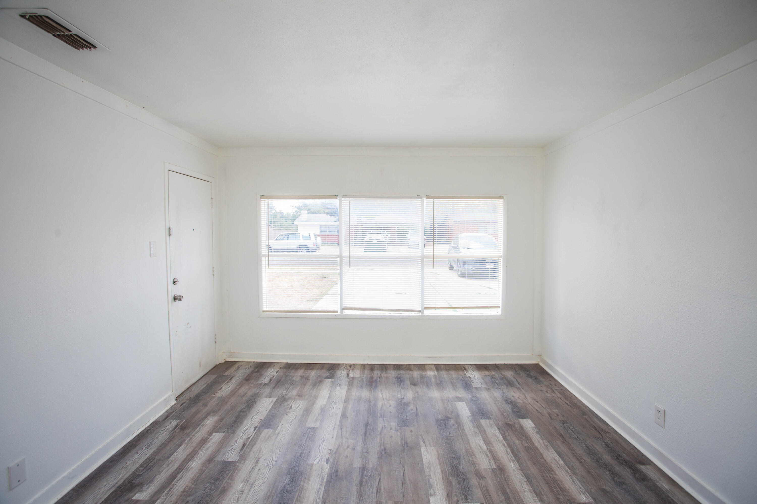 2810 54th Street Lubbock, TX 79413 - Photo 12 of 33 5V2A8701
