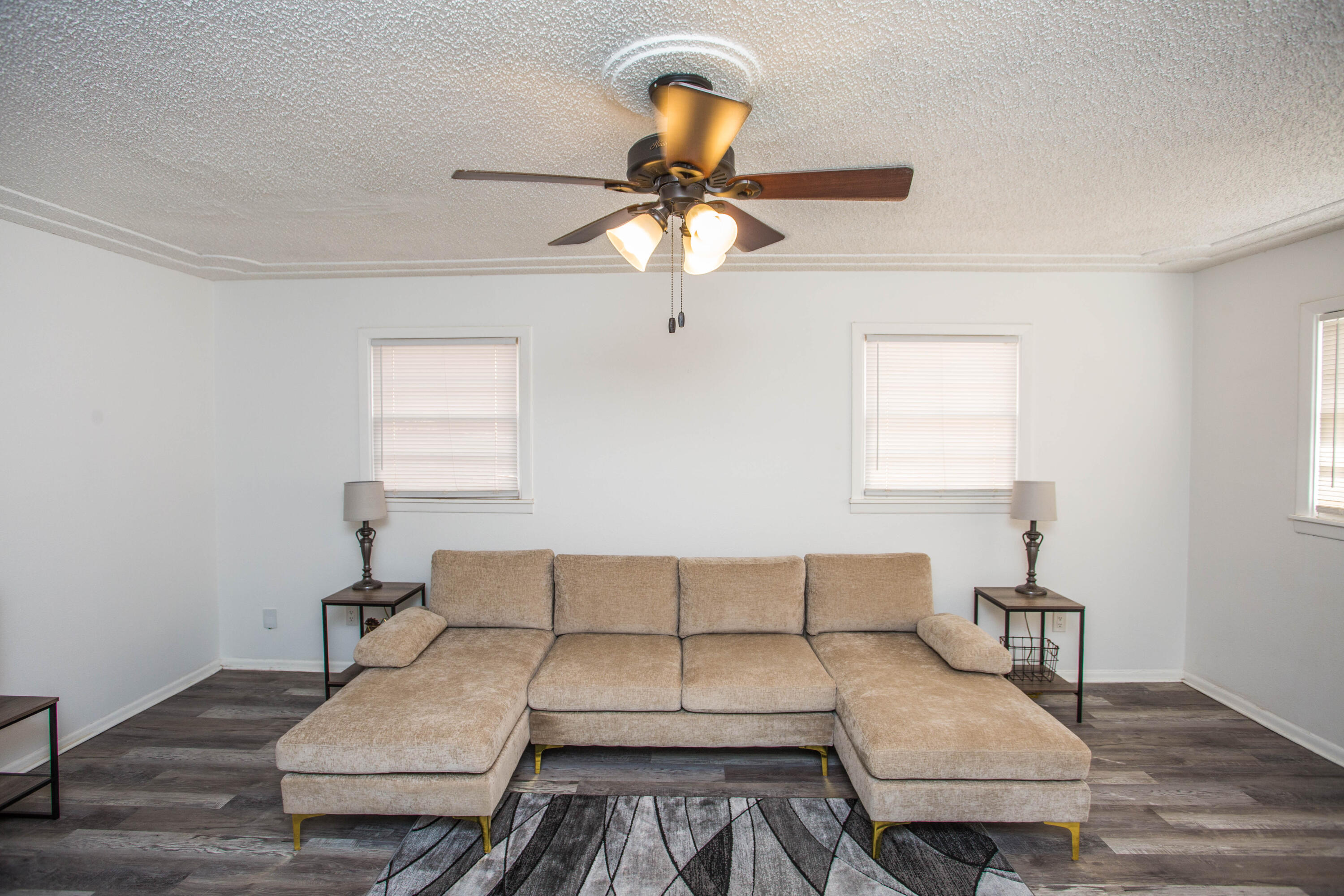 2810 54th Street Lubbock, TX 79413 - Photo 7 of 33 5V2A3245