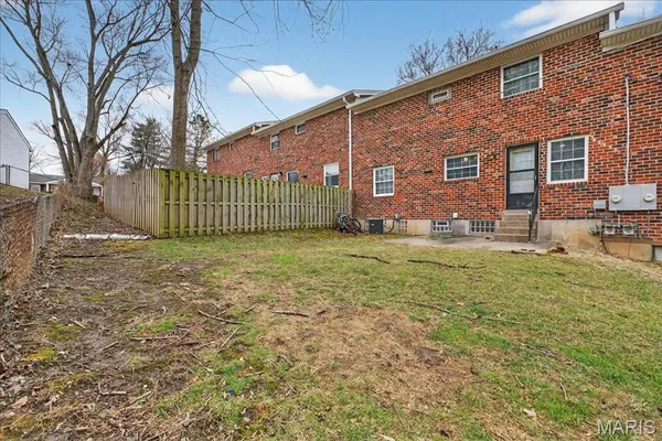 $217,500 | 13222 Cantina Drive, Chesterfield, MO 63141