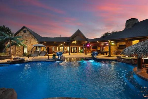 $1,800,000 | 8129 County Road 2419, Royse City, TX 75189